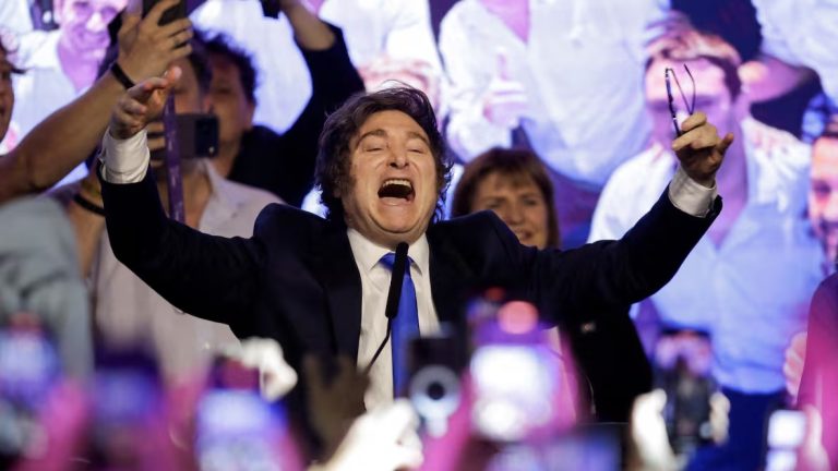 La Libertad Avanza aprovechó la polarización y superó el 40% a nivel nacional