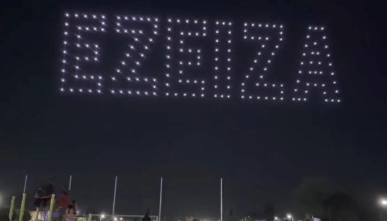 Con un show de drones, Ezeiza celebró sus 30 años de existencia