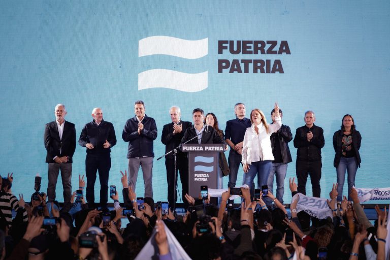 Kicillof habló de un resultado “muy ajustado” y apuntó: “Milei se equivoca si festeja”