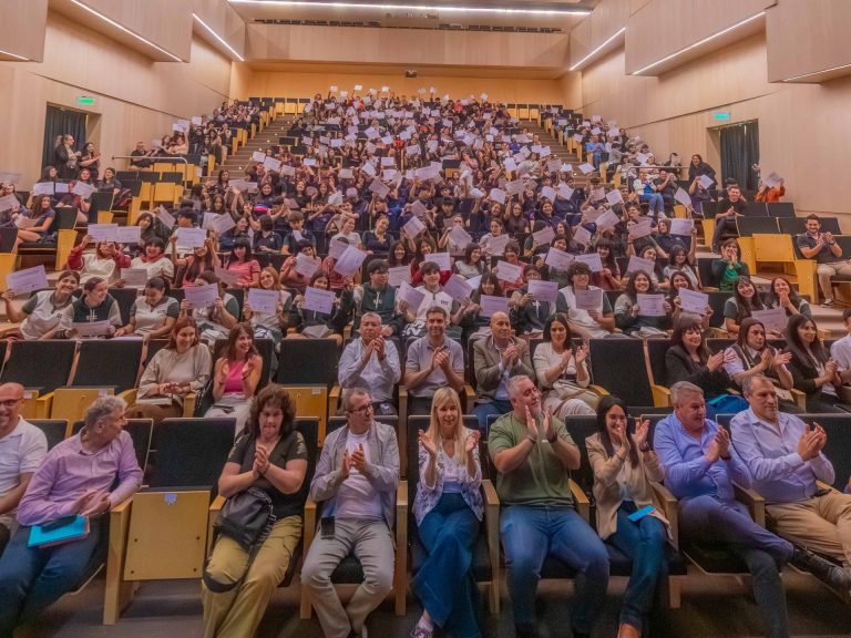 Unos 500 estudiantes de San Fernando finalizaron sus pasantías educativas municipales 