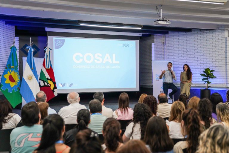 Julián Álvarez encabezó la apertura del II Congreso de Salud de Lanús