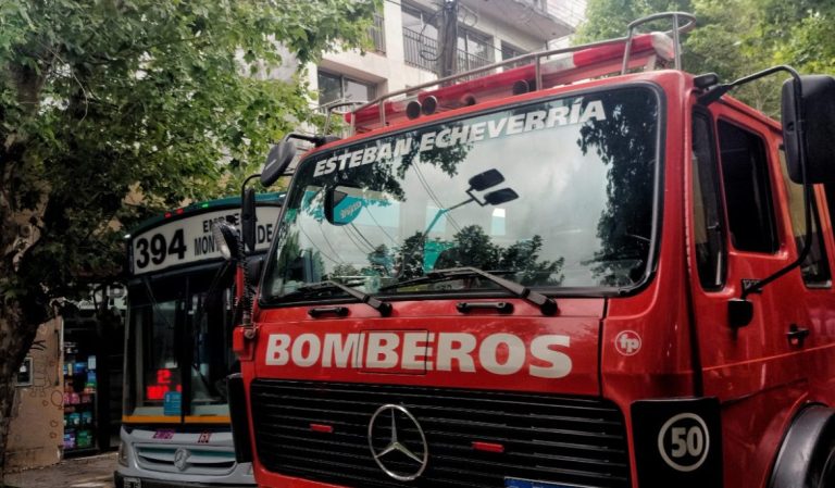 Esteban Echeverría invirtió más de 3 millones de pesos para la Asociación de Bomberos Voluntarios