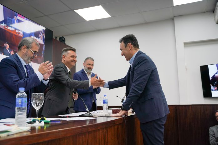 El concejal electo Marcos Vilaplana y el presidente del HCD Diego Perrella