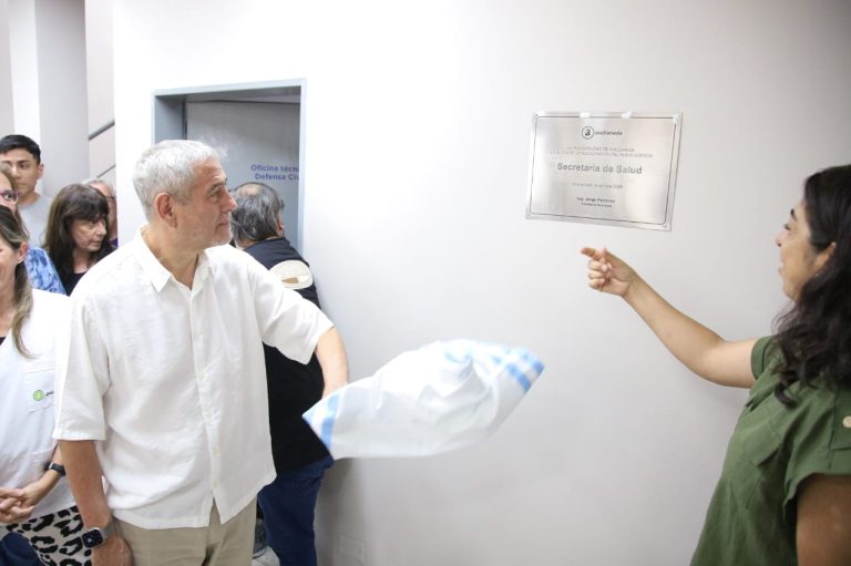 Ferraresi inauguró la Secretaría de Salud de Avellaneda