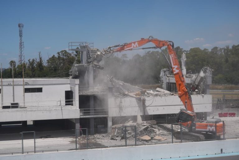 Empezaron las obras para modernizar el Autódromo de la Ciudad y que vuelva a tener nivel mundial