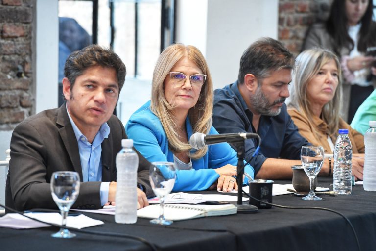 Kicillof y Magario buscan diagramar políticas para los representantes del sector productivo