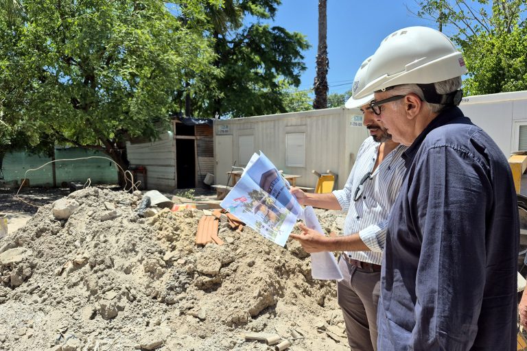 Zamora supervisó los trabajos que se llevan adelante en el Polideportivo Delfo Cabrera