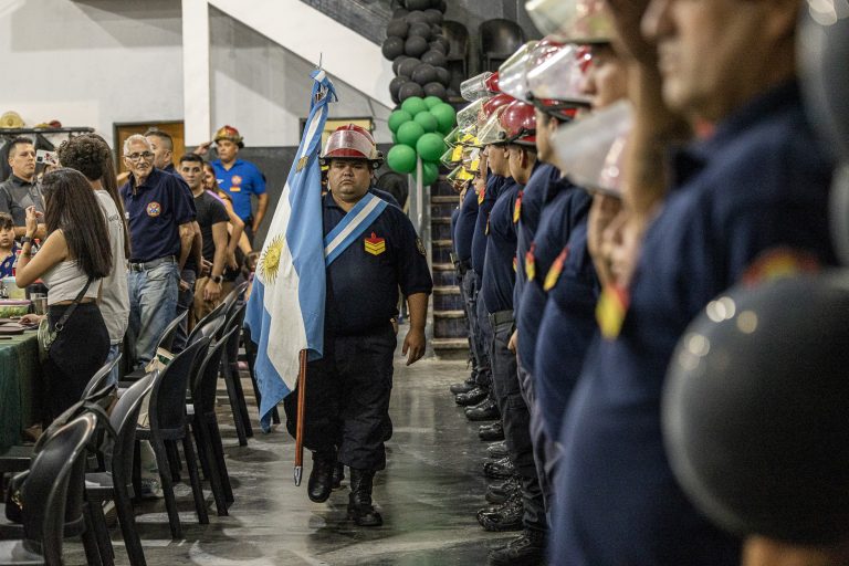 Almirante Brown acompañó a los Bomberos Voluntarios de Glew en un nuevo aniversario