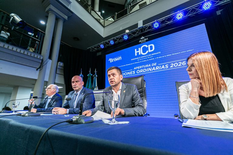 Fabiani puso el foco en obras y seguridad al abrir sesiones en Almirante Brown