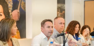 Descalzo encabezó la jornada de “Camino al Empleo en tu Escuela”