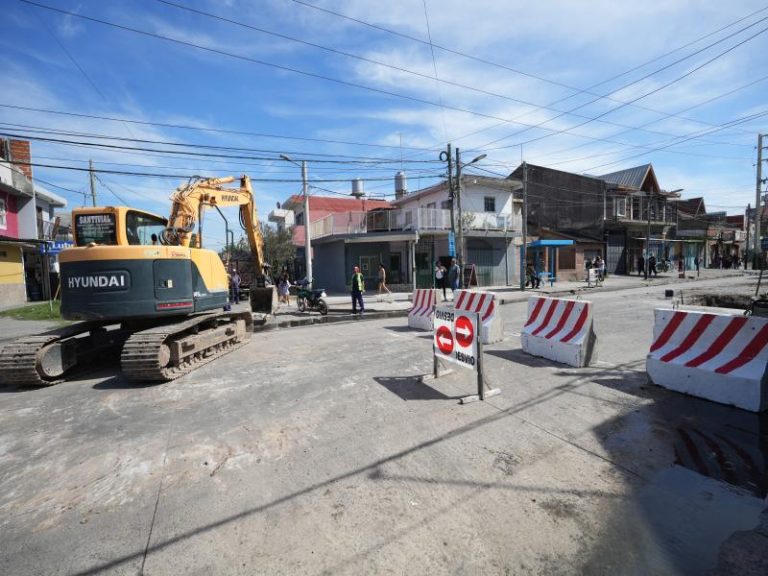 Comienzan las obras de reconstrucción de desagües y repavimentación en Albertina