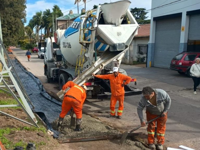 El Municipio impulsa obras de veredas en Turdera y Lamadrid
