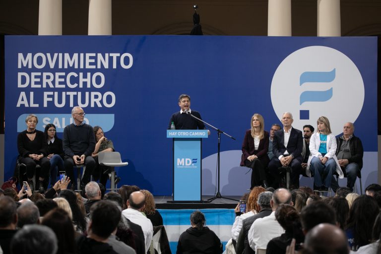 Kicillof: “Mientras dure esta pesadilla libertaria, defendamos cada hospital y centro de salud”