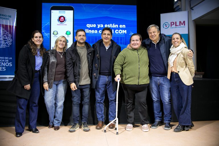 Entrega de 700 Pases Multimodales de Transporte en Almirante Brown