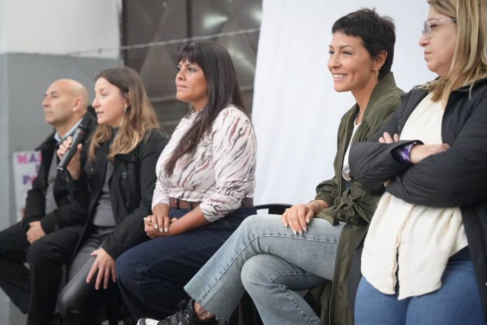 MAYRA Y EVA MIERI ENCABEZARON EN EZPELETA EL LANZAMIENTO DEL PROGRAMA DE SALUD ESCOLAR 2026 1