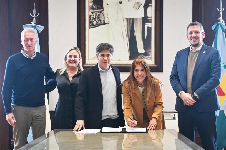 Sierra se estrena como intendenta de Avellaneda con un acuerdo con Kicillof