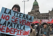 La Corte Suprema revocó el fallo sobre la Ley de Tierras y la oposición llamó a movilizarse